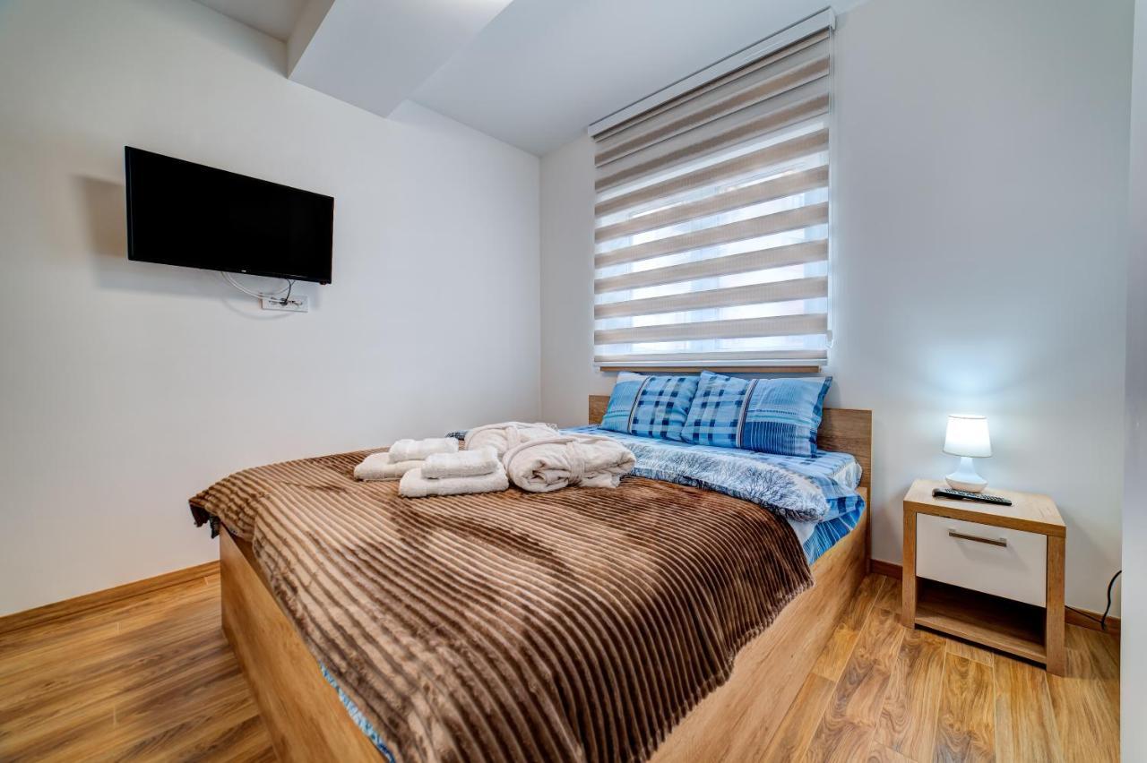 Mb Lux Apartmani ซลาตีบอร์ ภายนอก รูปภาพ